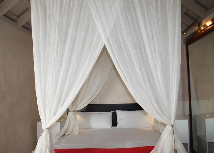 Casa Blanco Тарифа